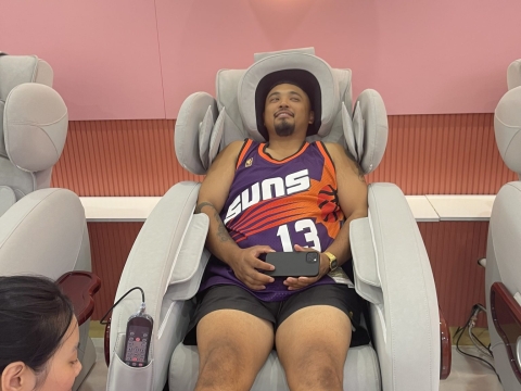 GRAND OPENING PHOTO 12.01.24