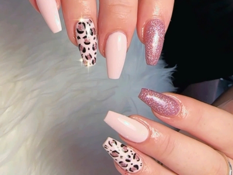 NAILS 