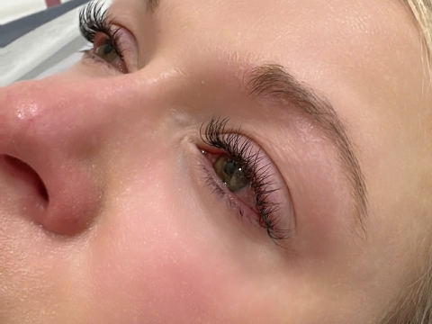 EYELASH EXTENSION